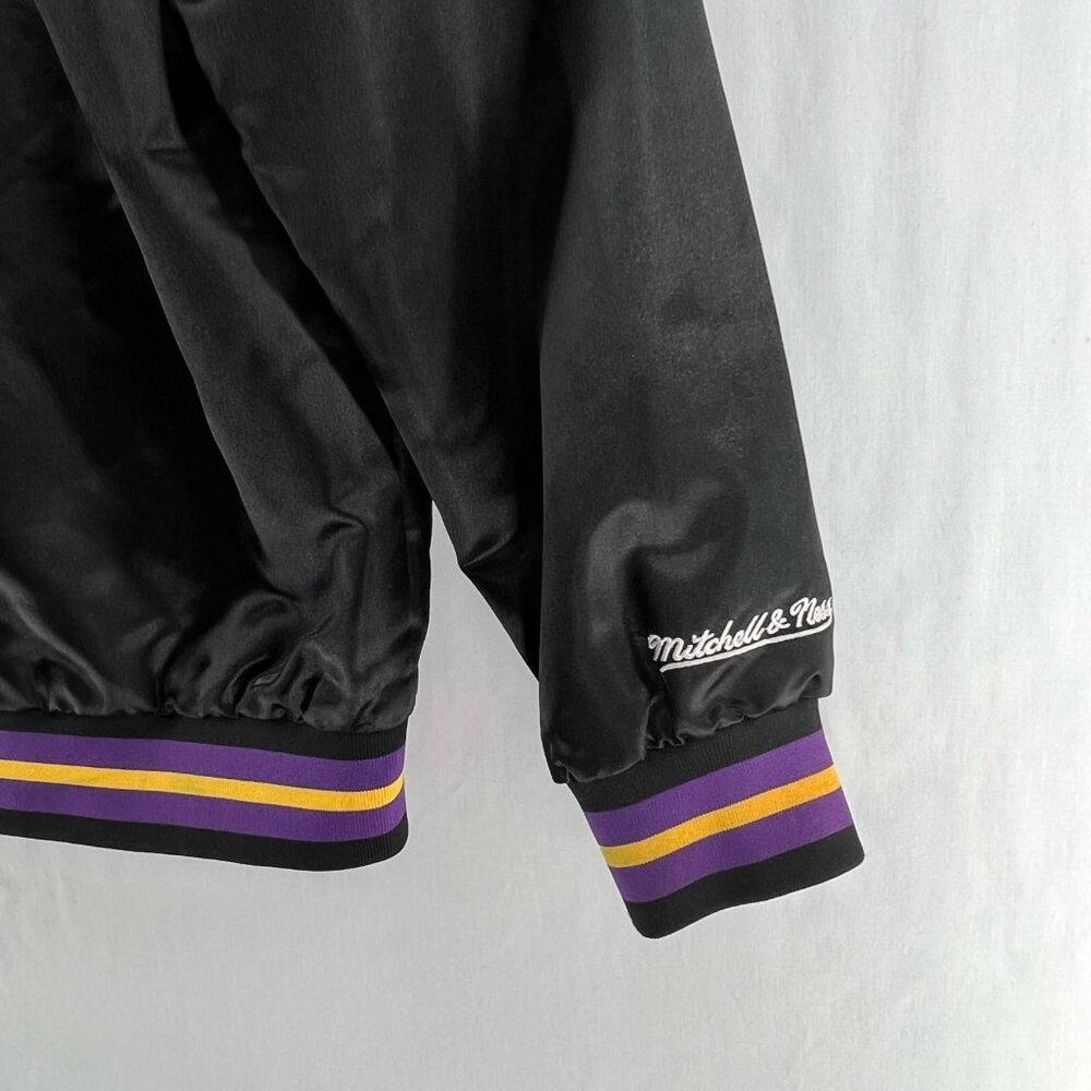Mitchell & Ness Los Angeles Lakers Youth L 14/16 Varsity Jacket NBA Black/Purple - Picture 9 of 16